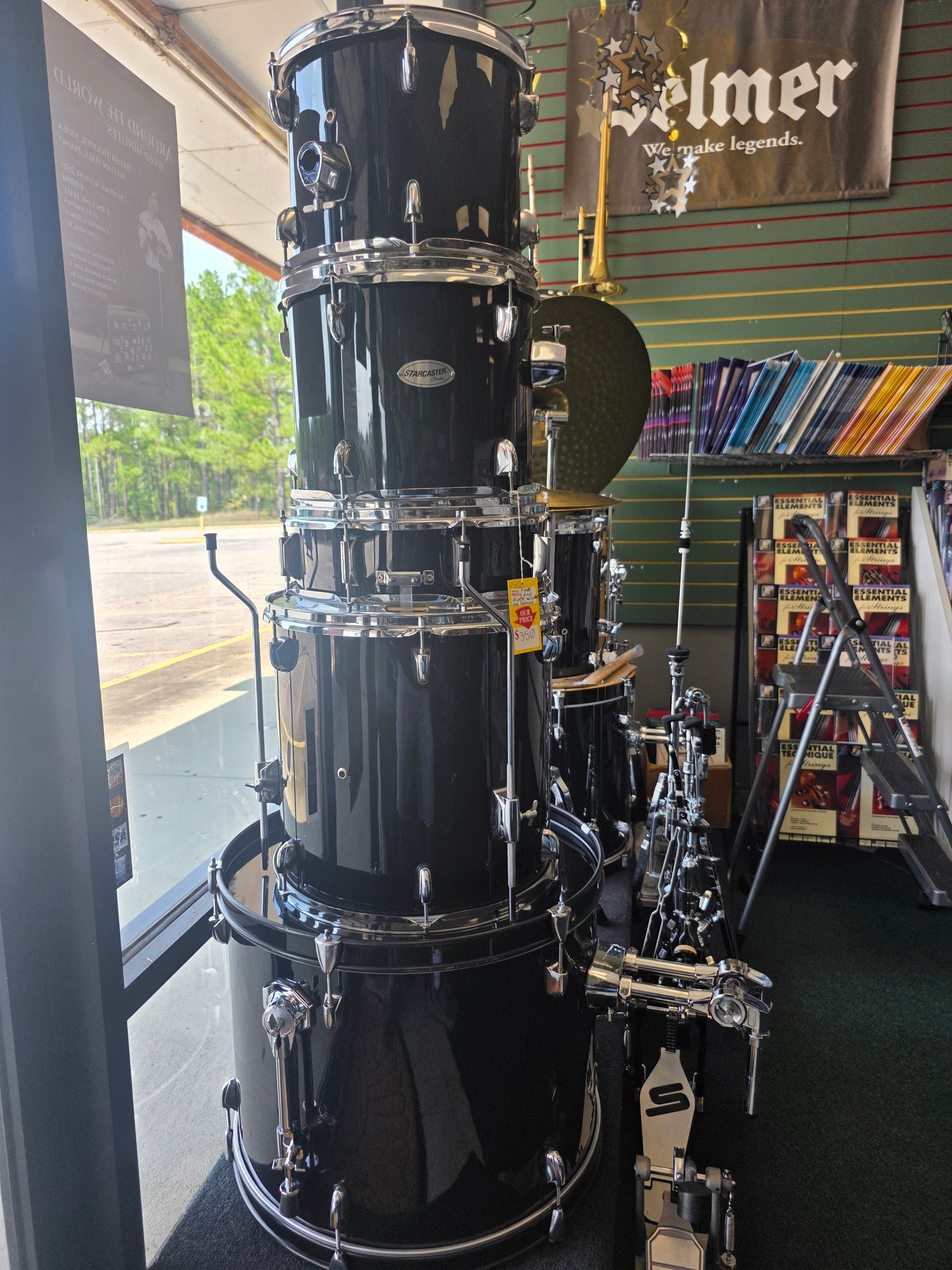 Used Fender 5-pice Drumset w/ Cymbals and Hardware