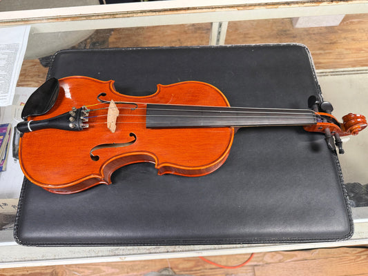 Used Glaesel Full Sized VI35E4 Violin
